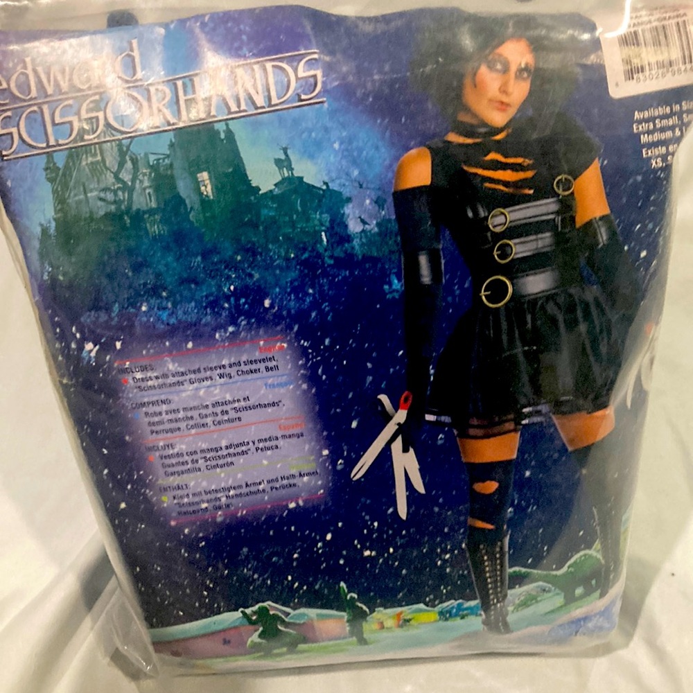 Miss Scissorhands Halloween Costume in a bag.